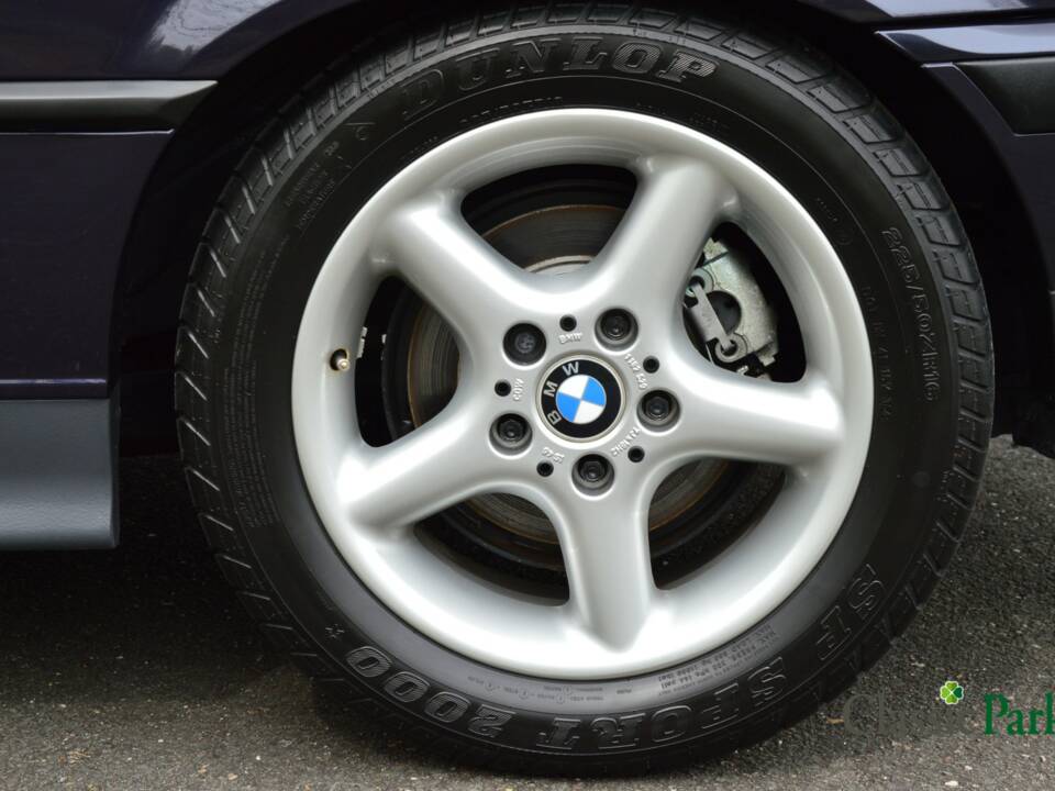 Bild 50/50 von BMW 320i (1994)