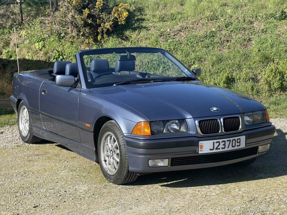 Imagen 6/12 de BMW 323i (1999)
