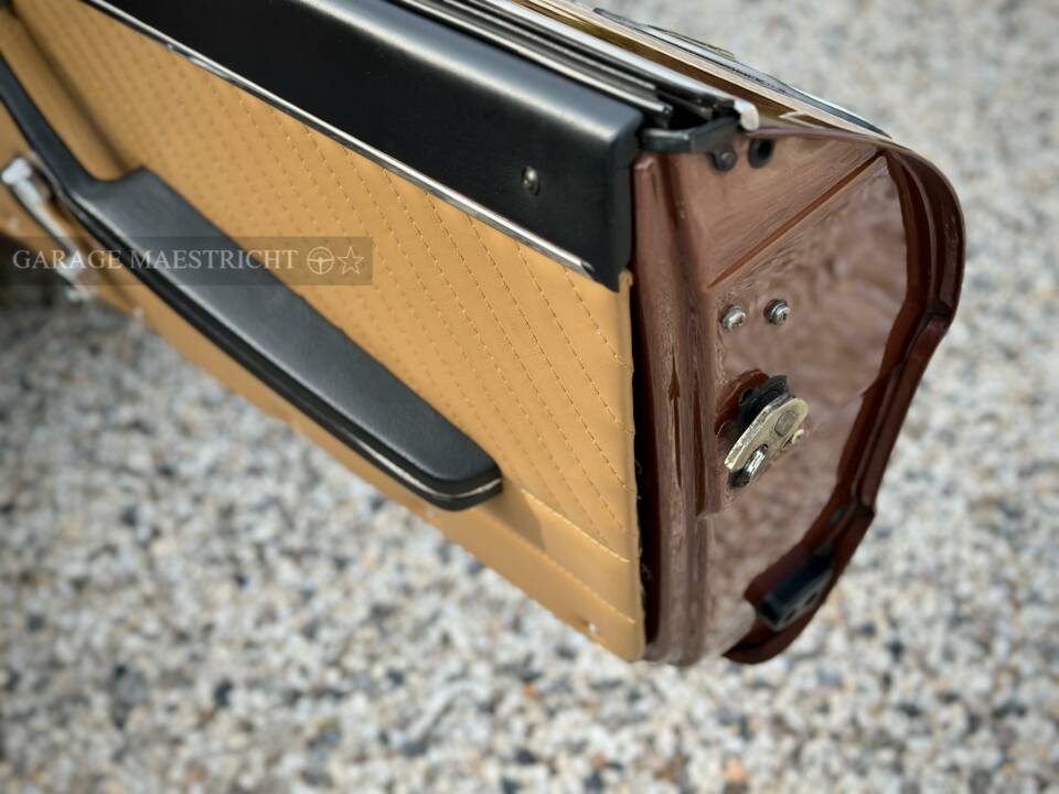 Image 46/100 of Alfa Romeo 2000 Spider Veloce (1980)