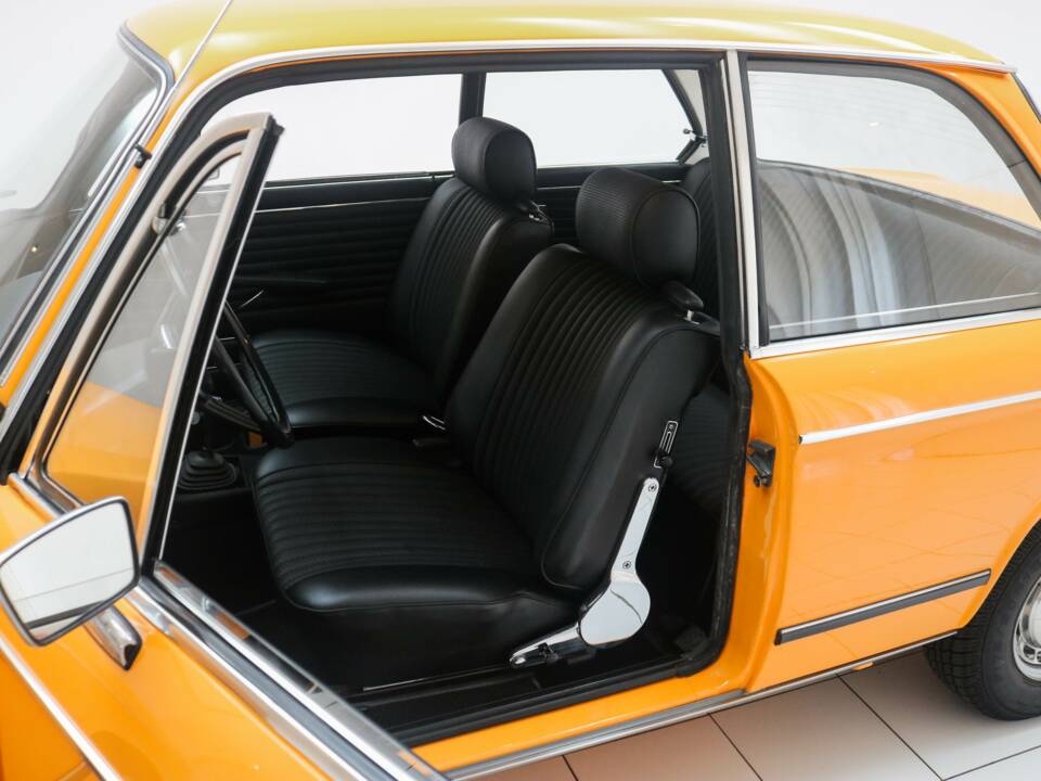 Bild 13/29 von BMW 2002 tii (1974)