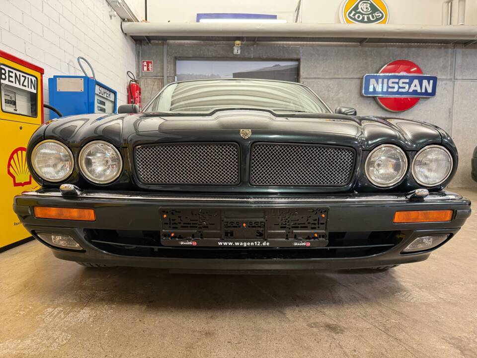 Bild 3/21 von Jaguar XJ 6 4.0 (1996)
