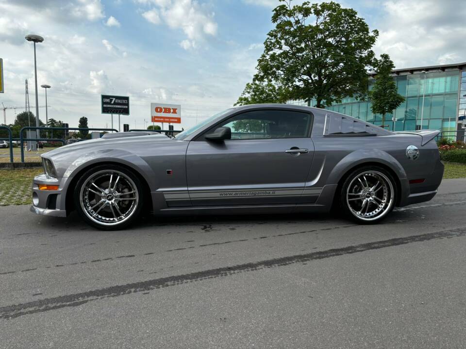Image 19/60 of Ford Mustang GT (2005)