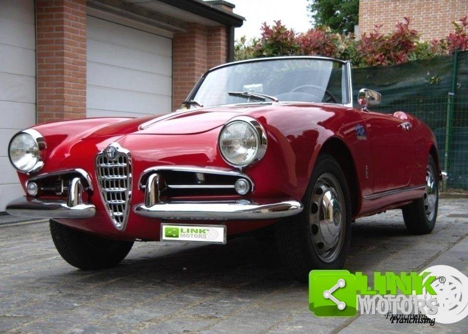 Image 3/10 of Alfa Romeo Giulietta Spider (1957)