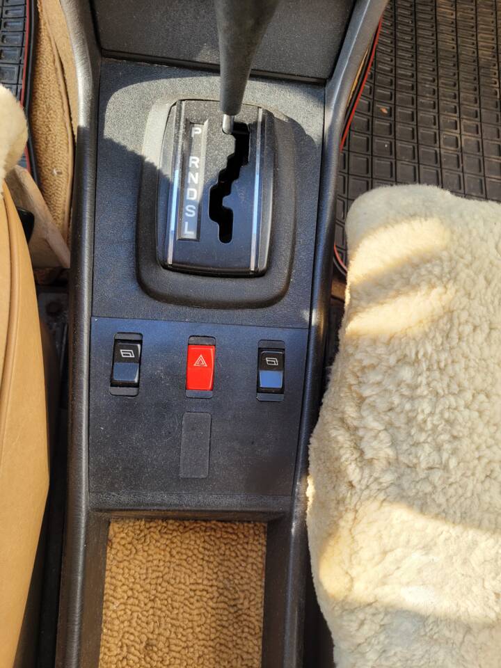 Bild 7/10 von Mercedes-Benz 280 E (1982)