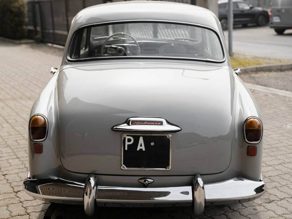 Image 39/54 de Alfa Romeo 1900 TI Super Berlina (1955)
