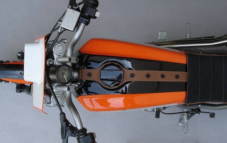 Bild 17/32 von Honda DUMMY (1983)