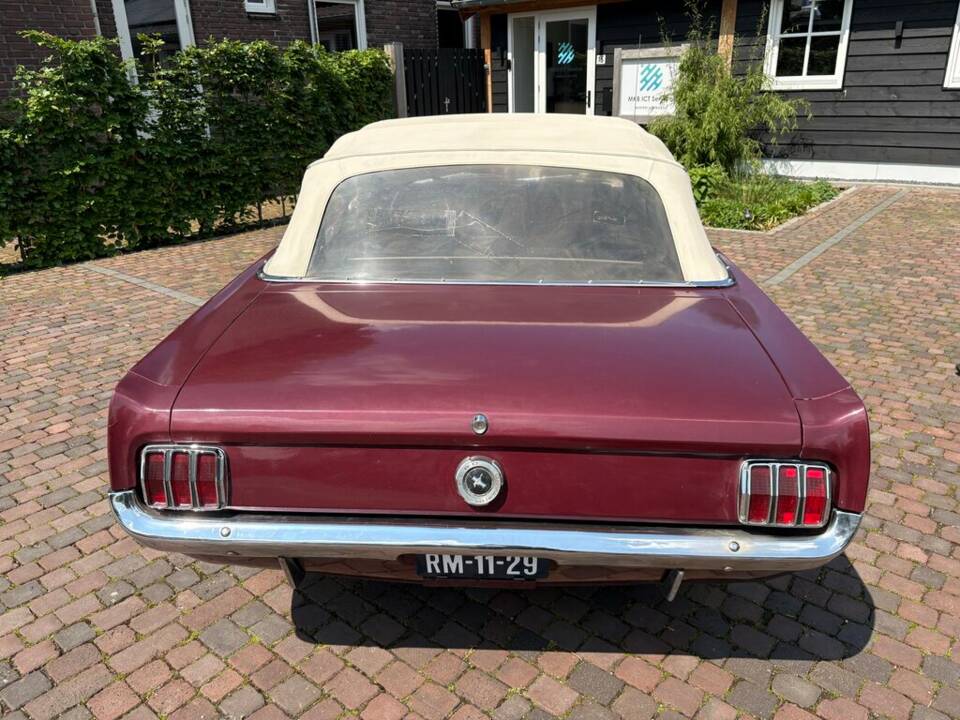 Image 4/8 of Ford Mustang 200 (1965)