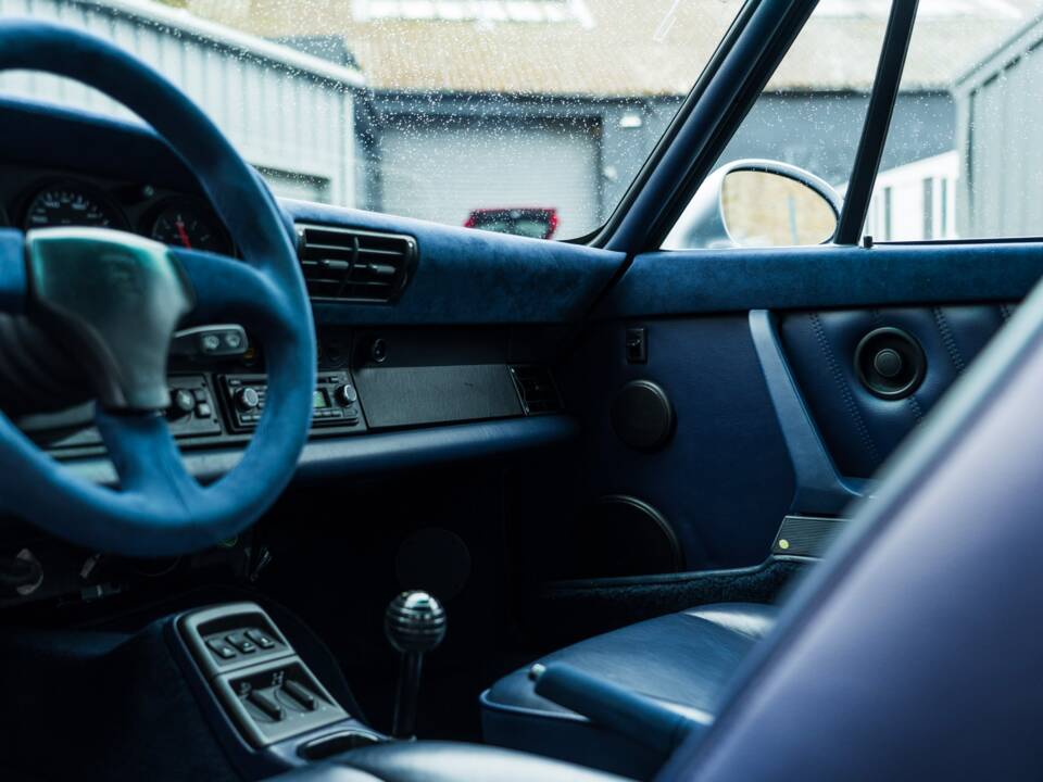 Afbeelding 44/61 van Porsche 911 Carrera 4 (1990)