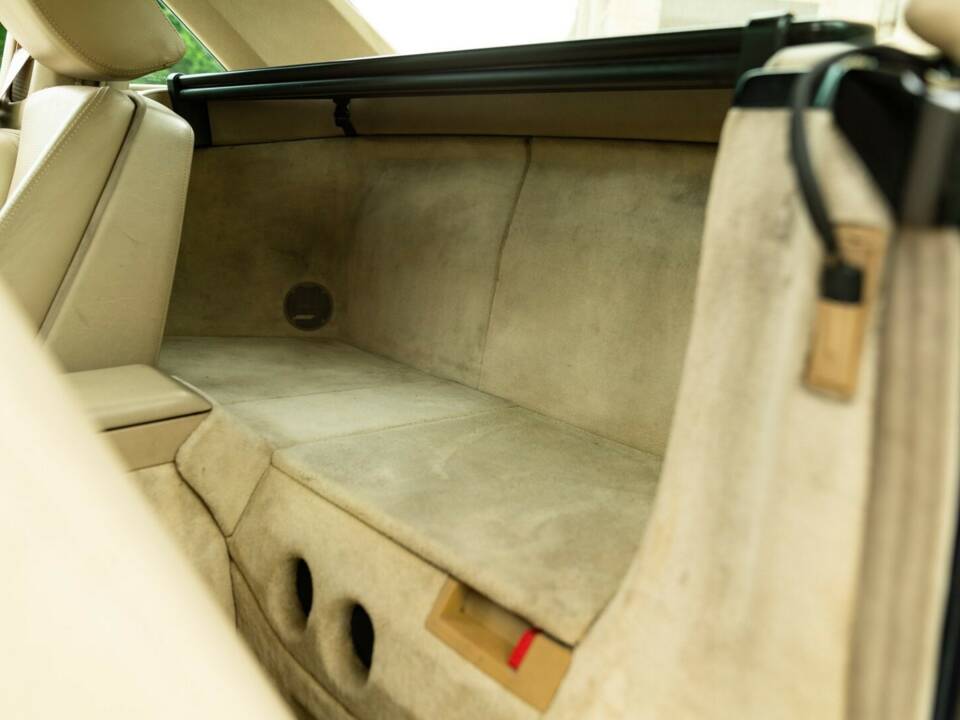 Image 37/50 de Mercedes-Benz SL 500 (1998)