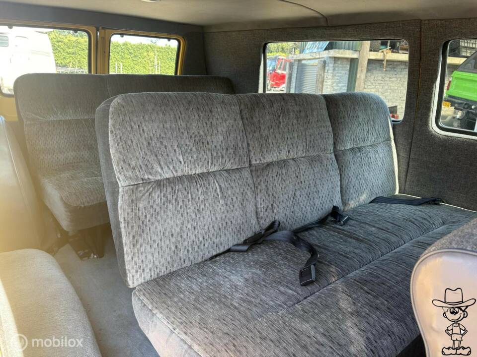 Imagen 12/50 de Dodge Ram Van Sportsman (1977)