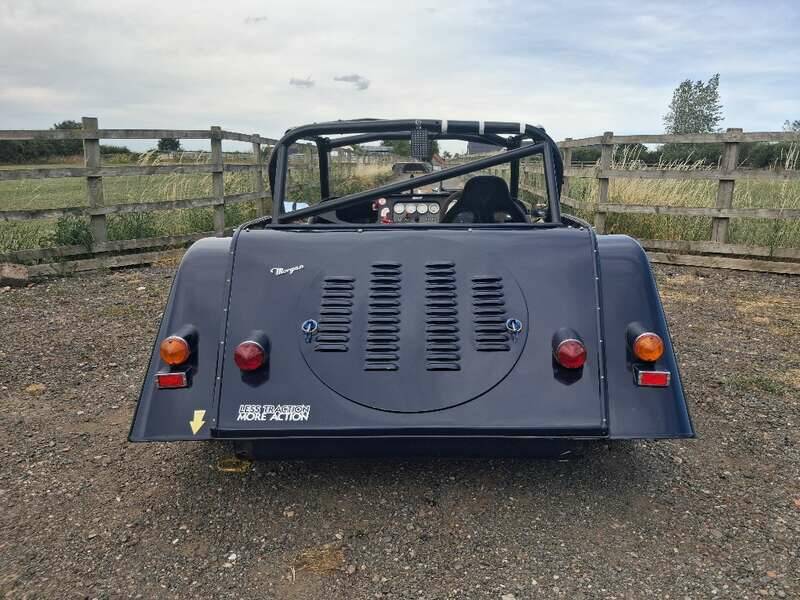Image 4/27 of Morgan Plus 8 Inj. (1987)