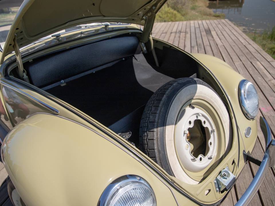 Immagine 23/26 di Volkswagen Kever 1200 Standard &quot;Dickholmer&quot; (1959)