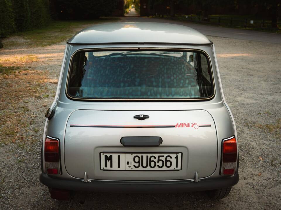 Afbeelding 7/21 van Mini 1000 (1985)