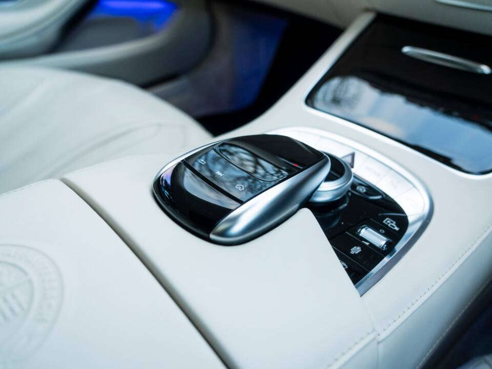 Image 22/48 of Mercedes-Benz S 63 AMG S 4MATIC (2018)