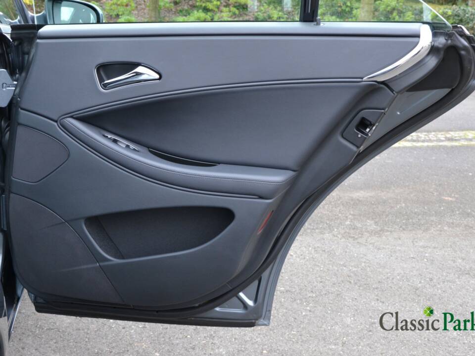 Bild 20/50 von Mercedes-Benz CLS 350 CGI (2008)