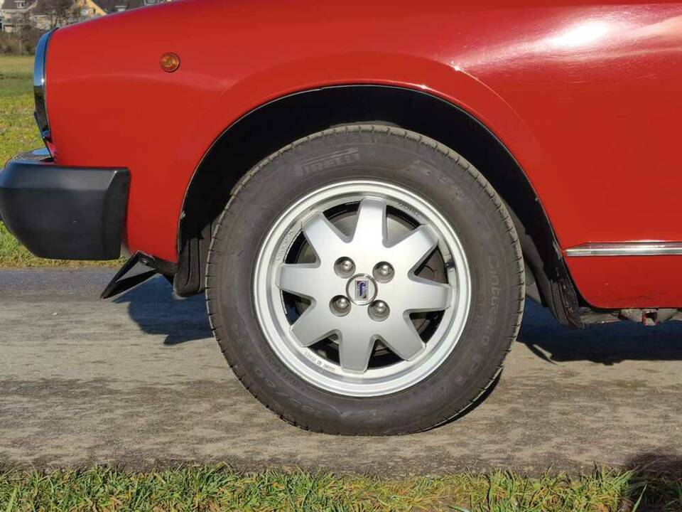 Image 23/24 de FIAT 124 Spider DS (1986)