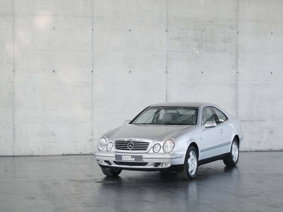 Bild 2/50 von Mercedes-Benz CLK 230 Kompressor (1999)