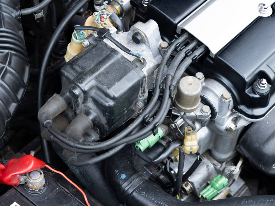 Image 77/80 of Honda CRX (1991)
