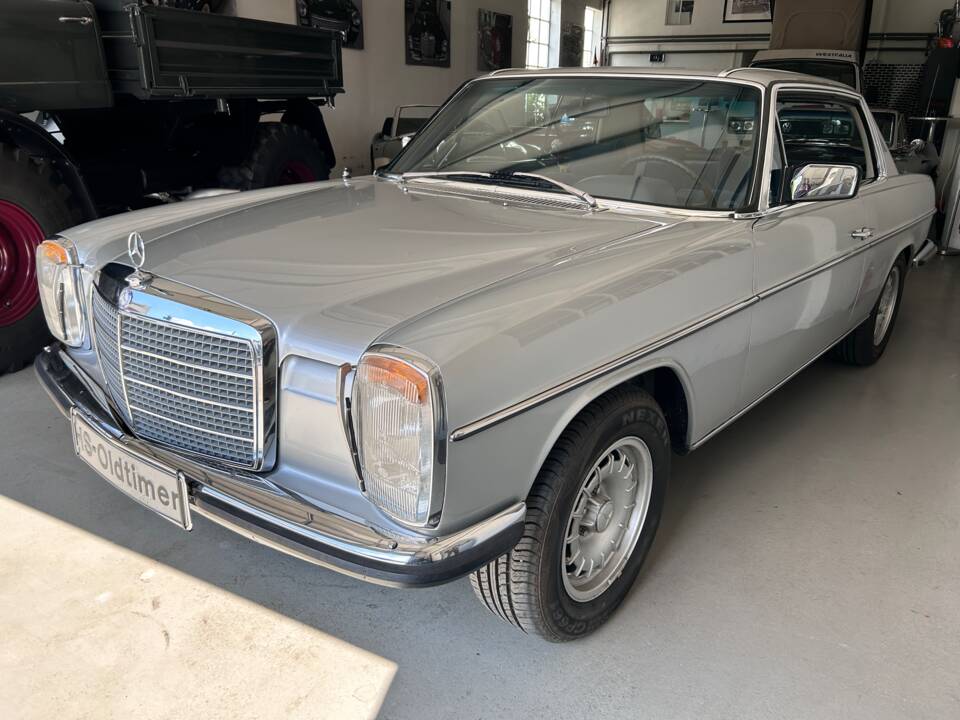 Image 5/61 of Mercedes-Benz 280 CE (1974)