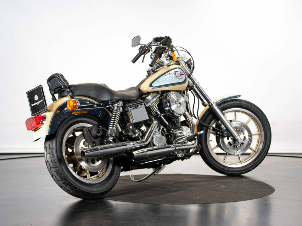 Immagine 4/50 di Harley-Davidson FXDB Dyna Glide Daytona (1992)