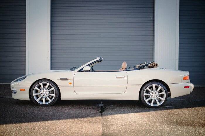 Afbeelding 5/7 van Aston Martin DB 7 Vantage Volante (2003)