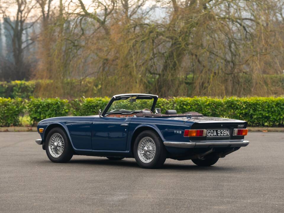 Image 10/30 de Triumph TR 6 (1974)