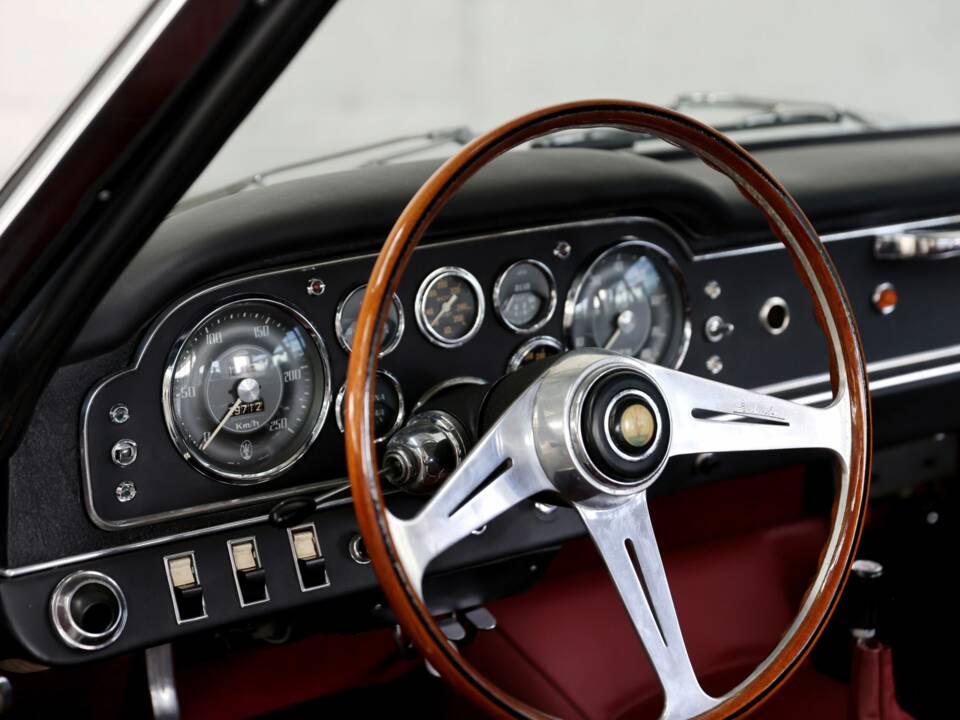 Bild 37/50 von Maserati 3500 GTI Sebring (1963)