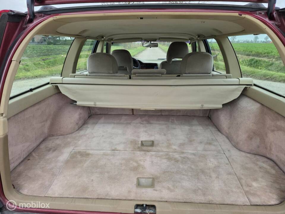 Bild 17/38 von Volvo 850 2.5-20V (1995)