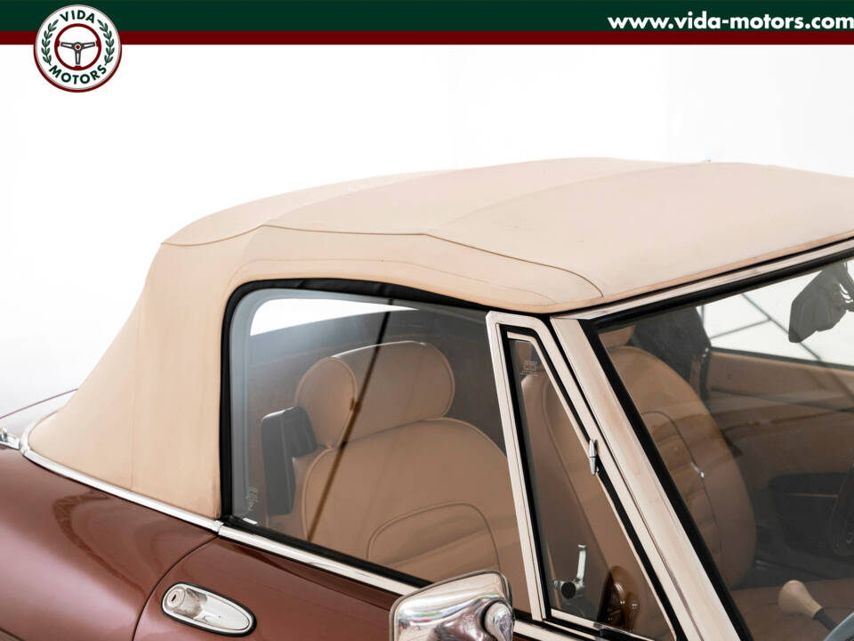 Bild 3/15 von Alfa Romeo 1600 Spider (1981)