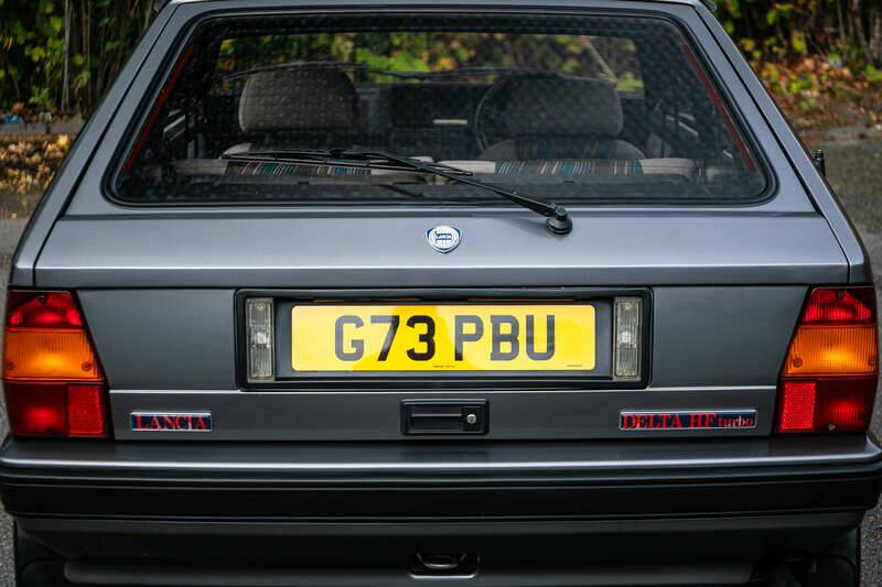 Imagen 47/50 de Lancia Delta 1.6 HF (1989)