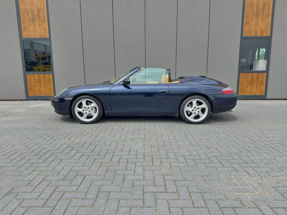 Bild 6/14 von Porsche 911 Carrera 4 (2001)