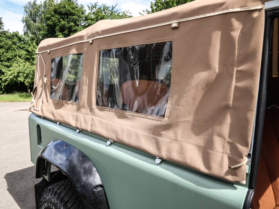 Afbeelding 32/36 van Land Rover 110 (1989)