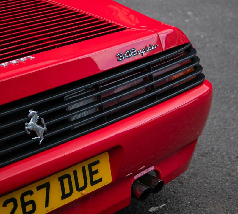 Image 46/50 of Ferrari 348 Spider (1994)