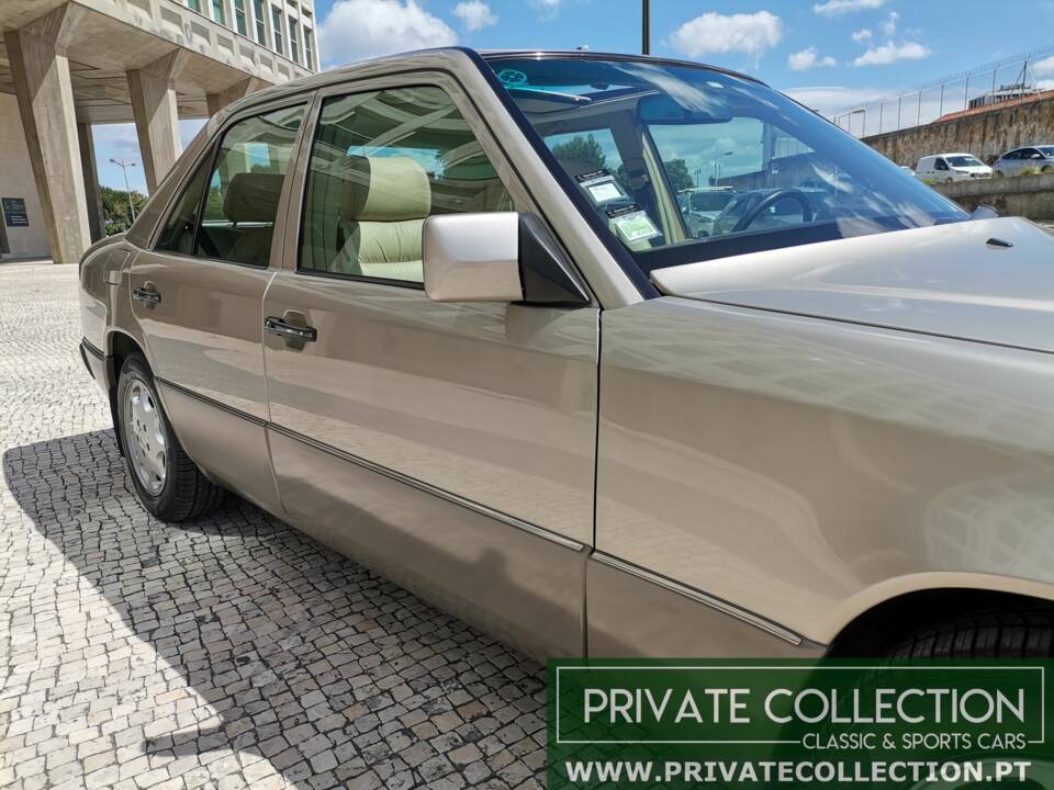 Image 48/98 of Mercedes-Benz 280 E (1992)