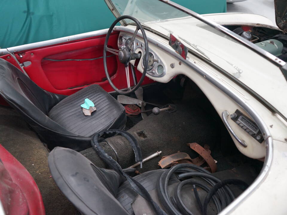 Image 8/10 de Austin-Healey 100&#x2F;4 (BN2) (1956)