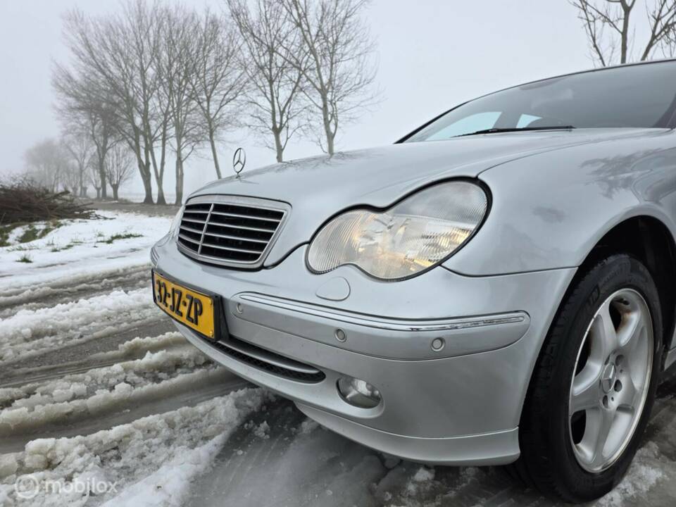 Bild 5/39 von Mercedes-Benz C 180 Kompressor T (2002)
