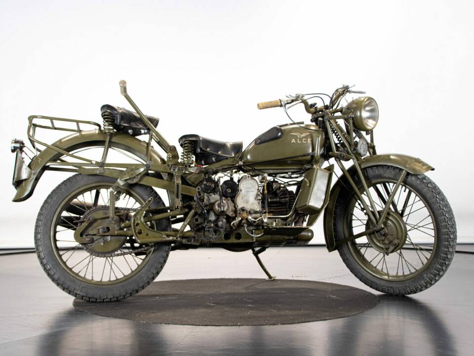 Bild 6/50 von Moto Guzzi DUMMY (1943)