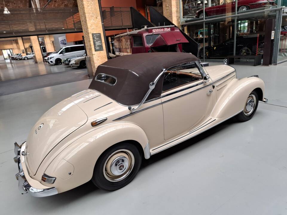 Bild 20/26 von Mercedes-Benz 220 Cabriolet A (1953)