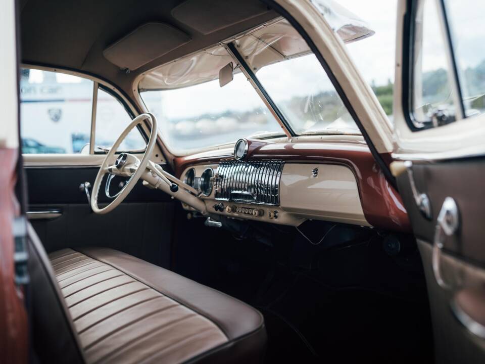 Bild 23/29 von Chevrolet Deluxe Styleline (1952)