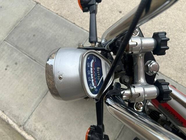 Image 4/5 of Honda ST 50 Dax (2000)