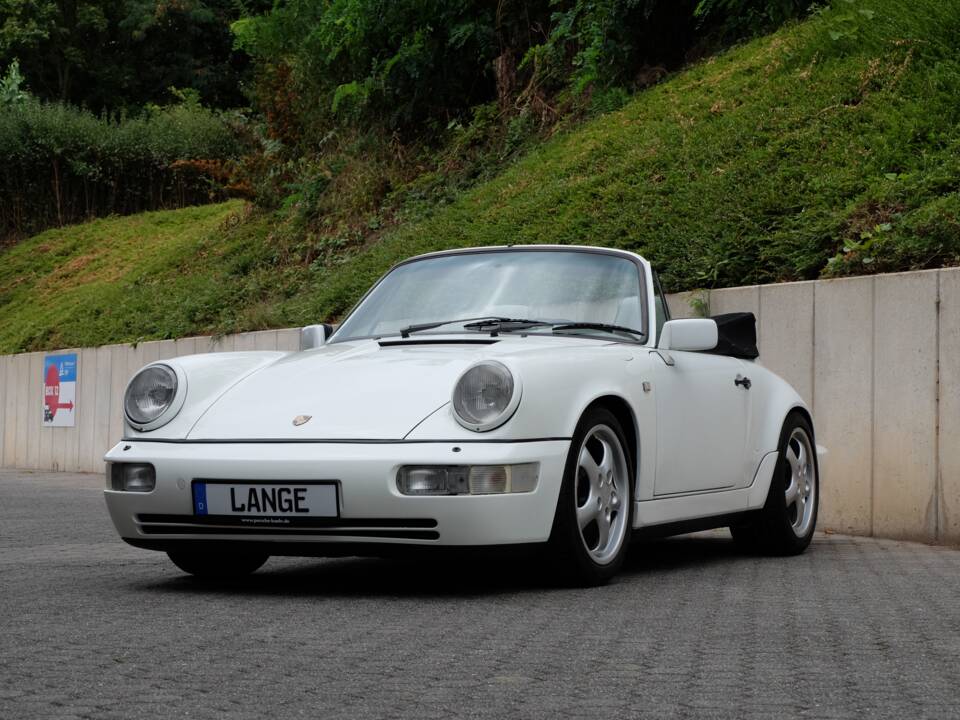 Image 1/60 de Porsche 911 Carrera 2 (1991)