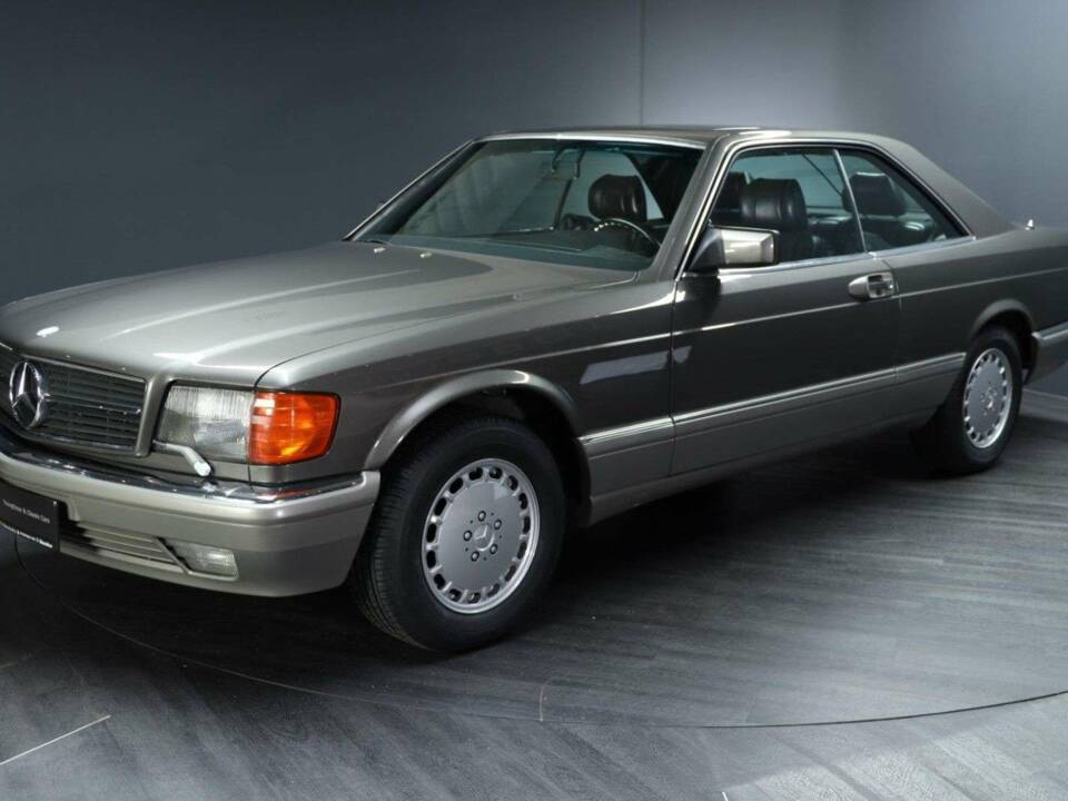 Image 30/30 of Mercedes-Benz 560 SEC (1988)