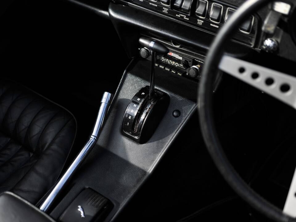 Image 14/37 de Jaguar Type E V12 (1972)