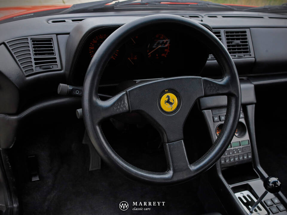 Image 36/64 de Ferrari 348 TB (1989)