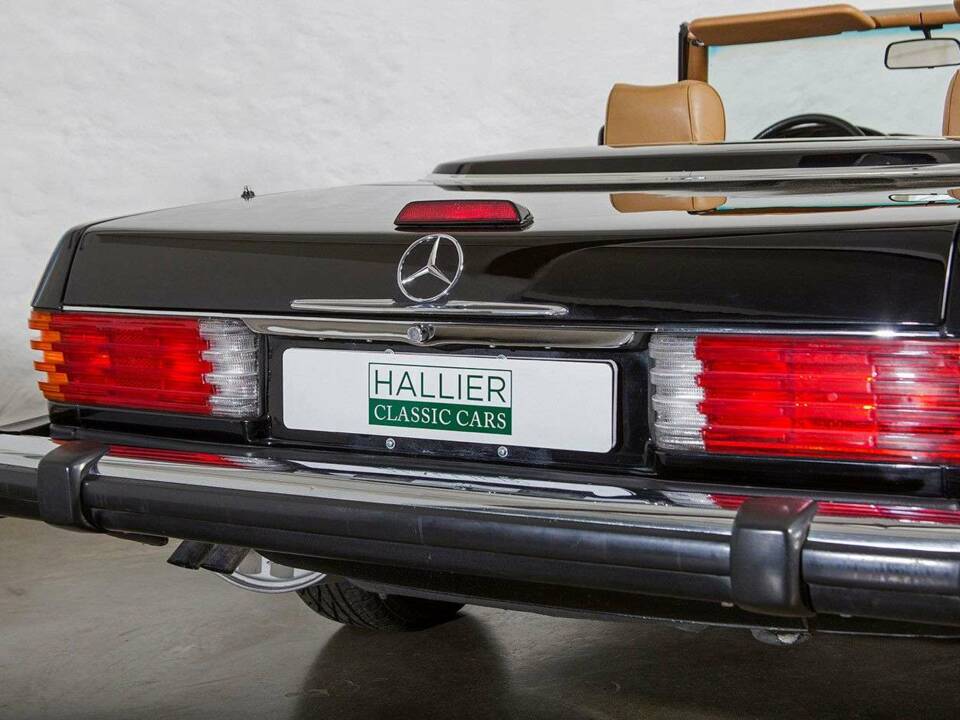 Image 11/20 of Mercedes-Benz 560 SL (1987)