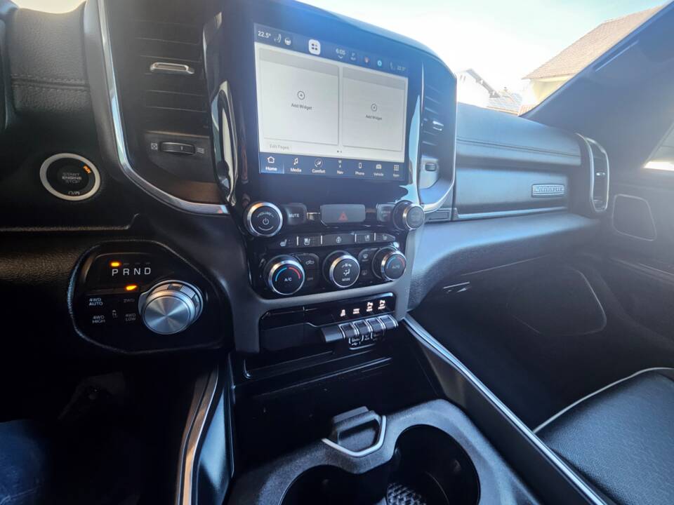 Image 66/69 of Dodge Ram 1500 (2022)