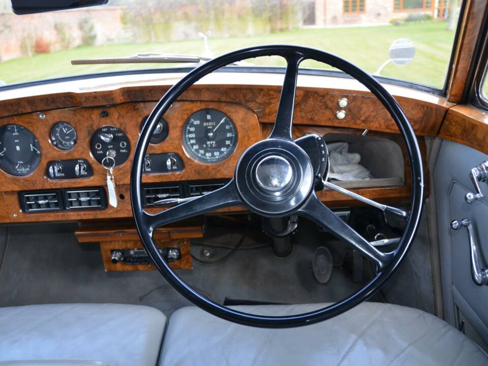 Image 25/50 of Rolls-Royce Silver Cloud II (1961)