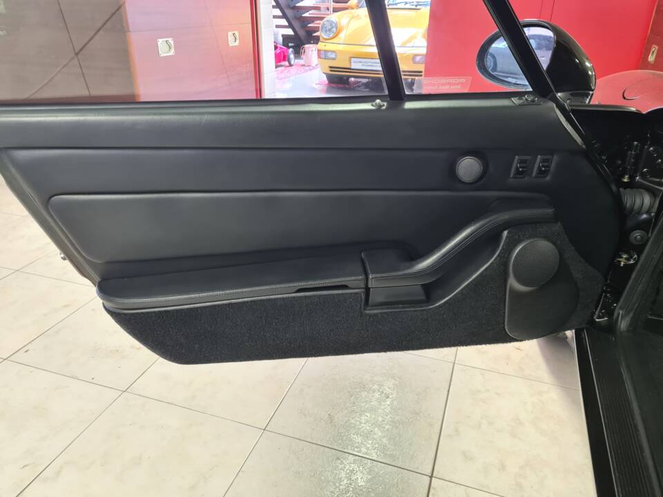 Bild 19/20 von Porsche 911 Carrera (1996)