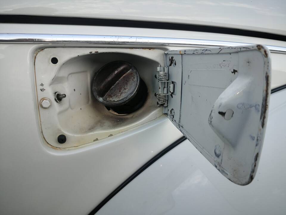 Bild 105/160 von Volkswagen Käfer 1300 (1971)