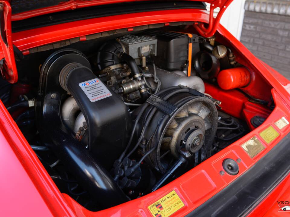 Bild 12/13 von Porsche 911 Carrera 3.2 (1988)